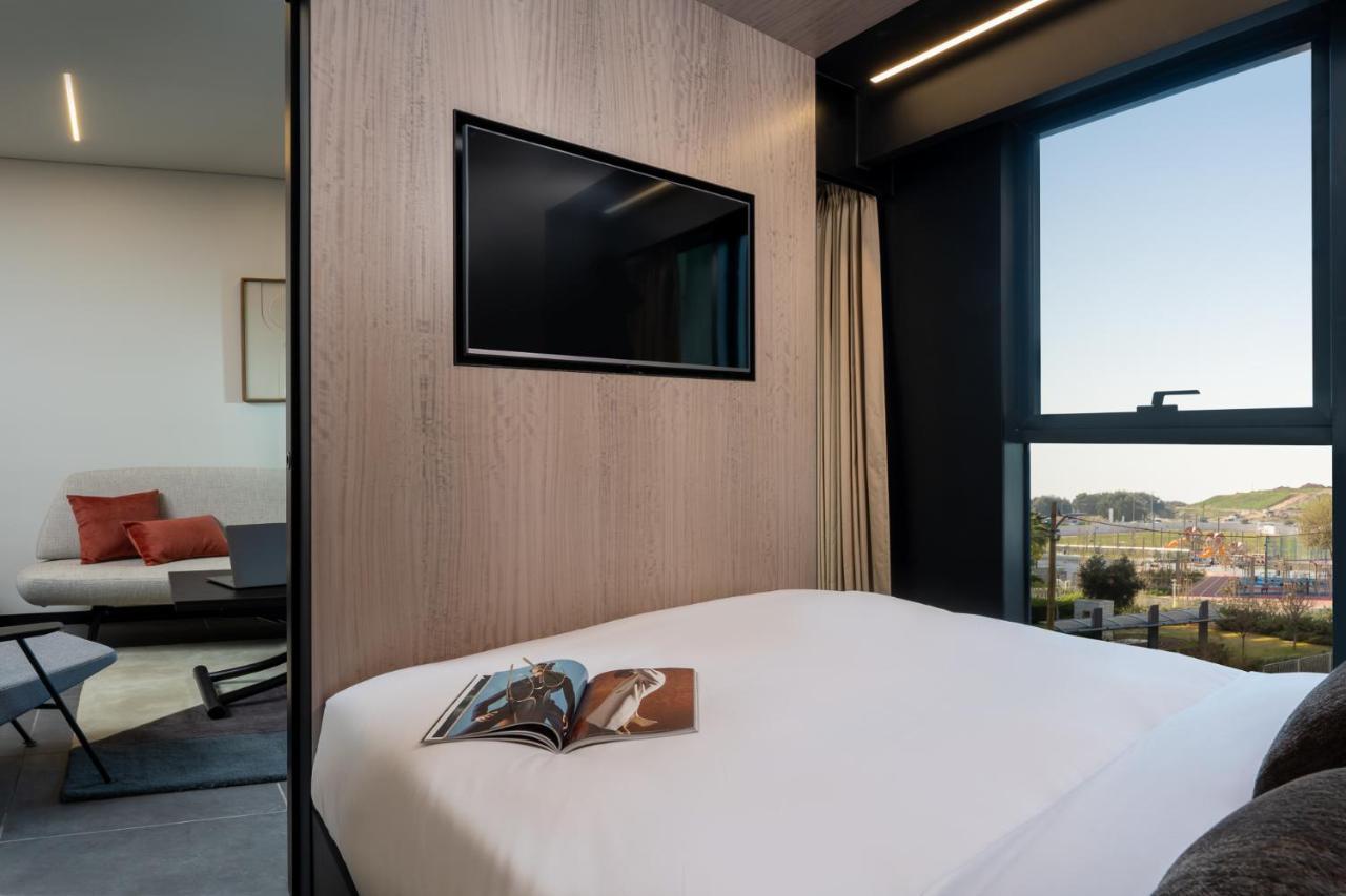 Master Bat Yam Aparthotel Exterior photo